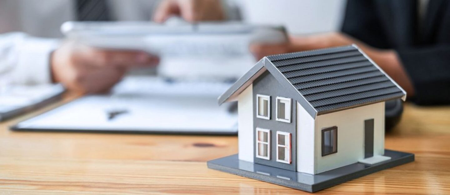 Key Differences Between Rental Systems and Document Verification Services36148151320170086417