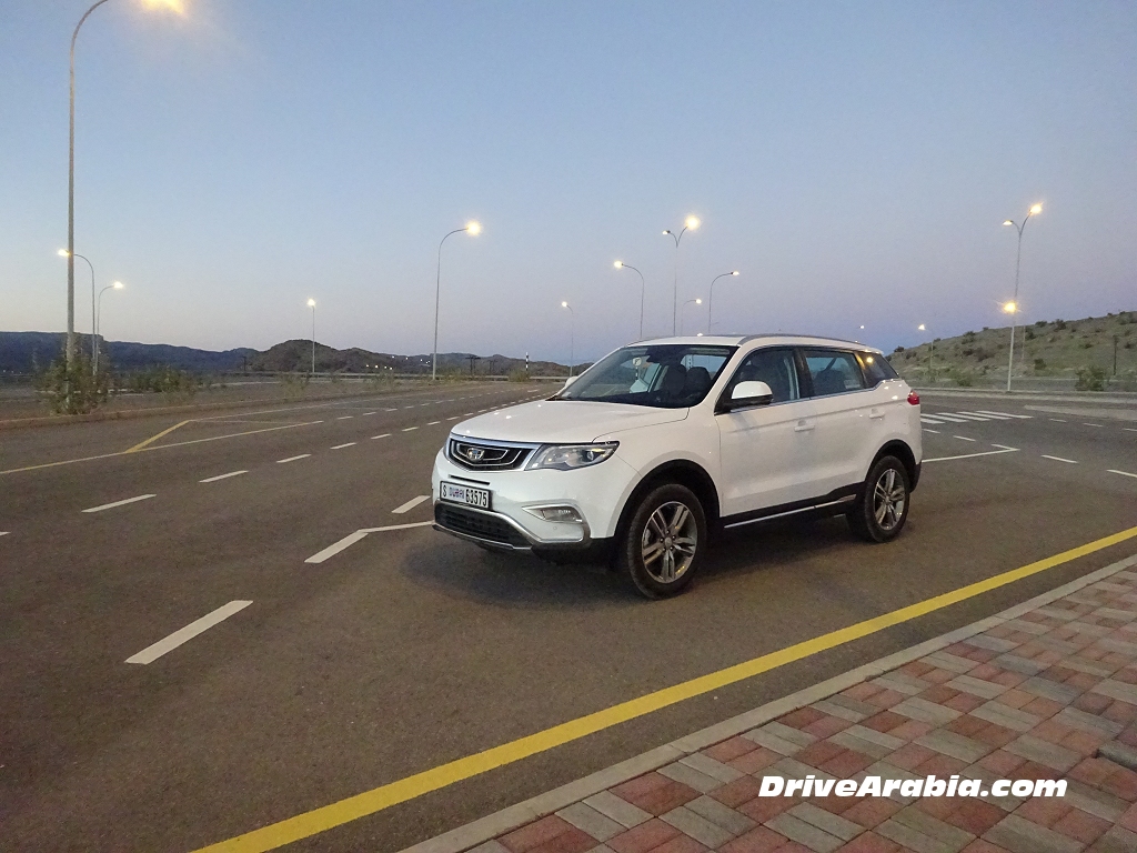 First Look: 2017 Jeep Grand Cherokee X7 Sport in Oman9 First Look: 2017 Jeep Grand Cherokee X7 Sport in Oman9